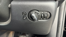 MINI Hatchback 1.5 Cooper Classic 3dr Auto [Comfort/Nav Pack] Petrol Hatchback